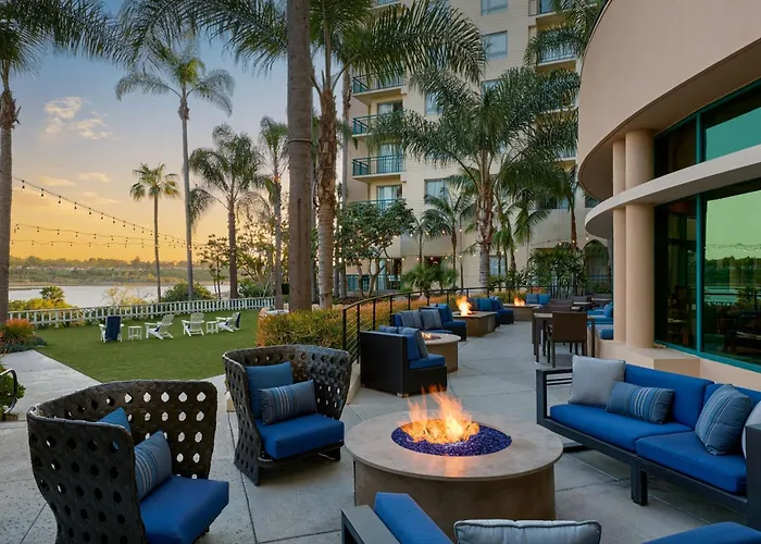 Newport Beach HotelsMarriott Bayview