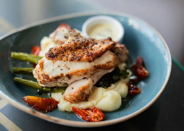 Newport Beach HotelsMarriott Bayview